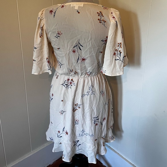 NWOT Socialite Floral Dress, Size Small - Picture 2 of 4